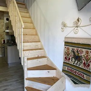 Tzia Udroni Ossi
