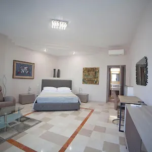 Imhome - Cadorna House 2*, Milano İtalya